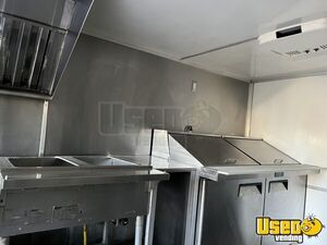 2001 P42 Step Van Kitchen Food Truck All-purpose Food Truck Insulated Walls Massachusetts Diesel Engine for Sale