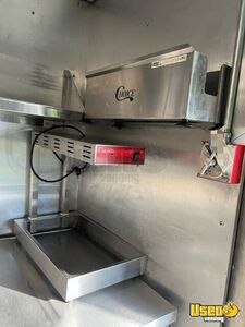 2001 P42 Step Van Kitchen Food Truck All-purpose Food Truck Reach-in Upright Cooler Pennsylvania Diesel Engine for Sale
