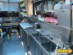 2001 P42 Step Van Lunch And Catering Food Truck All-purpose Food Truck Coffee Machine California Gas Engine for Sale