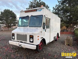 2001 Workforce P42 Empty Step Van Truck for Mobile Business for Sale in Washington!