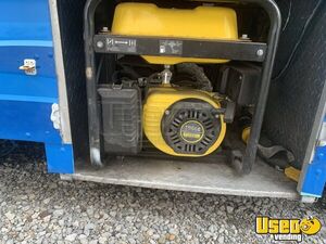 2001 P42 Workhorse All-purpose Food Truck Fire Extinguisher Pennsylvania Diesel Engine for Sale