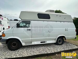 2001 Pet Grooming Truck Pet Care / Veterinary Truck Air Conditioning Texas for Sale