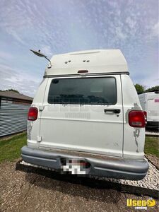 2001 Pet Grooming Truck Pet Care / Veterinary Truck Generator Texas for Sale
