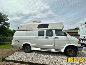 2001 Pet Grooming Truck Pet Care / Veterinary Truck Texas for Sale