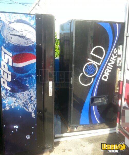 2001 Soda Vending Machines Florida for Sale
