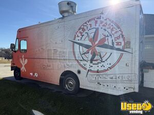 2001 Step Side All-purpose Food Truck Air Conditioning Kansas Diesel Engine for Sale