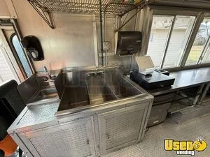 2001 Step Side All-purpose Food Truck Chargrill Kansas Diesel Engine for Sale