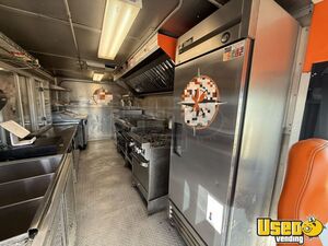 2001 Step Side All-purpose Food Truck Propane Tank Kansas Diesel Engine for Sale