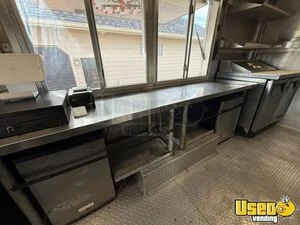 2001 Step Side All-purpose Food Truck Refrigerator Kansas Diesel Engine for Sale