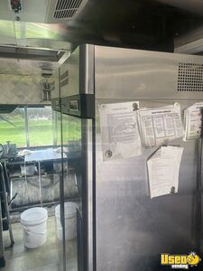 2001 Step Van Kitchen Food Truck All-purpose Food Truck Insulated Walls Ohio Diesel Engine for Sale