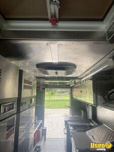 2001 Step Van Kitchen Food Truck All-purpose Food Truck Stainless Steel Wall Covers Ohio Diesel Engine for Sale