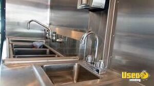 2001 Stepv All-purpose Food Truck Stovetop British Columbia Gas Engine for Sale