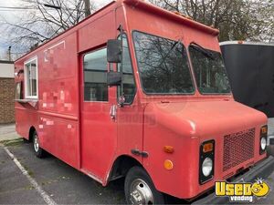 2001 Tk Step Van Kitchen Food Truck All-purpose Food Truck North Carolina Gas Engine for Sale