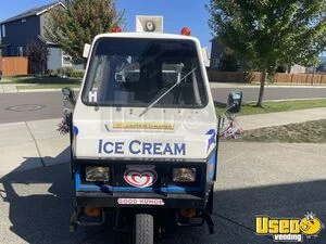 2001 Truckster Ice Cream Truck Deep Freezer Washington Gas Engine for Sale