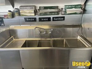 2001 Utilimaster All-purpose Food Truck Interior Lighting Florida Diesel Engine for Sale
