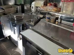 2001 Utilimaster All-purpose Food Truck Propane Tank Florida Diesel Engine for Sale