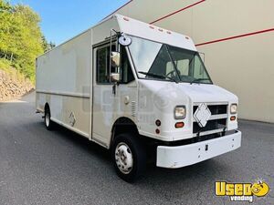 2001 Utilimaster W-900 Step Van Stepvan Washington Diesel Engine for Sale
