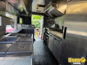 2001 W42 All-purpose Food Truck Exterior Customer Counter New York Gas Engine for Sale