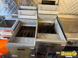 2001 W42 All-purpose Food Truck Prep Station Cooler New York Gas Engine for Sale