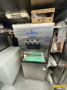 2001 W42 Ice Cream Truck Concession Window Florida Gas Engine for Sale