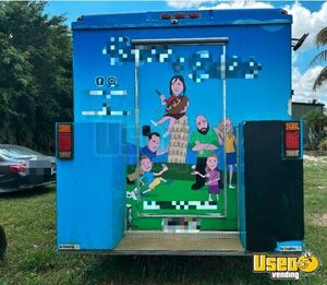 2001 Work Horse All-purpose Food Truck Diamond Plated Aluminum Flooring Florida Diesel Engine for Sale