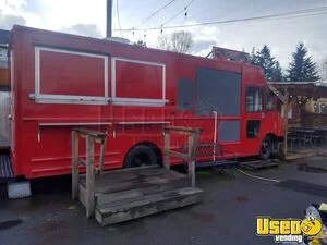 2001 Workhorse All-purpose Food Truck Concession Window Oregon Diesel Engine for Sale