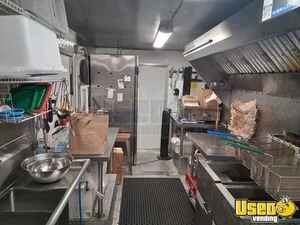 2001 Workhorse All-purpose Food Truck Diamond Plated Aluminum Flooring Oregon Diesel Engine for Sale