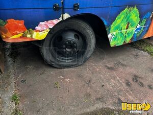 2001 Workhorse All-purpose Food Truck Diamond Plated Aluminum Flooring Texas Diesel Engine for Sale