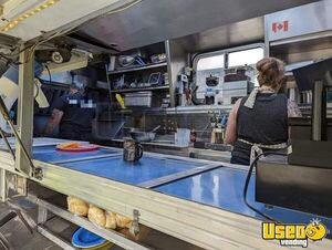 2001 Workhorse All-purpose Food Truck Stainless Steel Wall Covers British Columbia Gas Engine for Sale