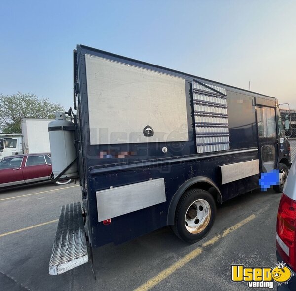 2001 Workhorse Custom Chassis Step Van Food Truck All-purpose Food Truck Minnesota Gas Engine for Sale