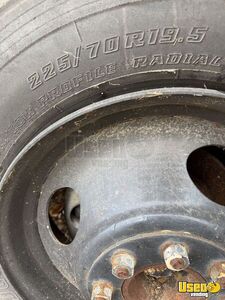 2001 Workhorse Kitchen Food Truck All-purpose Food Truck Grease Trap Texas Diesel Engine for Sale