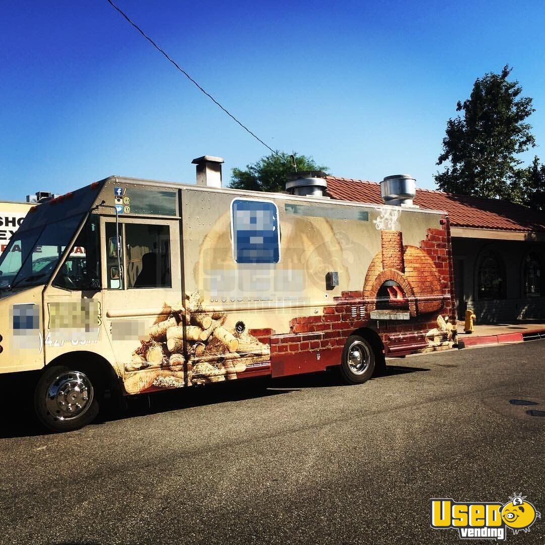 Workhorse P40 Woodfired Brick Oven Pizza Truck For Sale In California Diesel Loaded