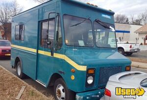 2001 Workhorse P42 Step Van Kitchen Food Truck All-purpose Food Truck Virginia Diesel Engine for Sale
