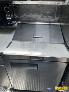 2001 Wp30542 Kitchen Food Truck All-purpose Food Truck Floor Drains California Gas Engine for Sale