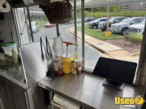 2002 1 All-purpose Food Truck Reach-in Upright Cooler Maryland Diesel Engine for Sale