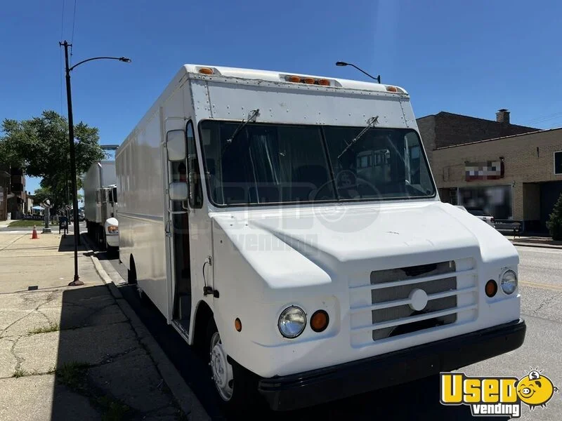 2002 2002 Freightliner Pizza Food Truck Illinois Diesel Engine for Sale
