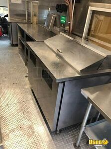 2002 3000 Food Truck All-purpose Food Truck Prep Station Cooler Washington Diesel Engine for Sale