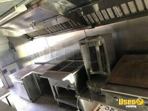 2002 3000 Food Truck All-purpose Food Truck Refrigerator Washington Diesel Engine for Sale