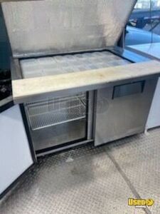2002 3400 T444e All-purpose Food Truck All-purpose Food Truck 43 Florida Diesel Engine for Sale