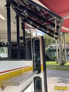 2002 3400 T444e All-purpose Food Truck All-purpose Food Truck Diamond Plated Aluminum Flooring Florida Diesel Engine for Sale