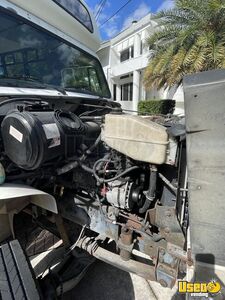2002 3400 T444e All-purpose Food Truck All-purpose Food Truck Shore Power Cord Florida Diesel Engine for Sale