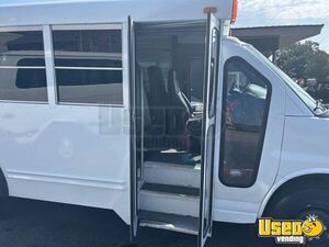 2002 3500 Shuttle Bus Shuttle Bus 5 Tennessee Gas Engine for Sale