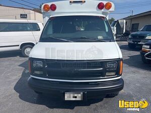 2002 3500 Shuttle Bus Shuttle Bus 7 Tennessee Gas Engine for Sale