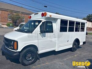 2002 3500 Shuttle Bus Shuttle Bus Tennessee Gas Engine for Sale