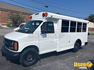 2002 3500 Shuttle Bus Shuttle Bus Transmission - Automatic Tennessee Gas Engine for Sale