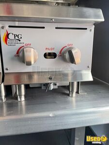 2002 Bustaurant Kitchern Food Truck All-purpose Food Truck Exterior Customer Counter Texas Diesel Engine for Sale