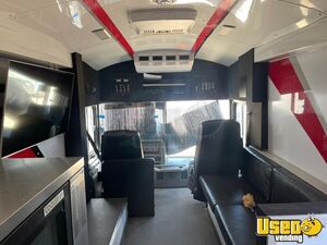 2002 Bustaurant Kitchern Food Truck All-purpose Food Truck Flatgrill Texas Diesel Engine for Sale