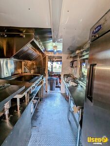 2002 Cargo Van All-purpose Food Truck Steam Table Virginia Diesel Engine for Sale