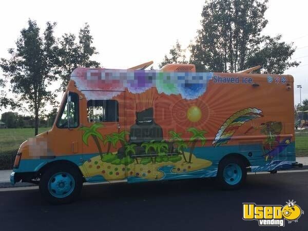 2002 Chevrolet Workhorse Snowball Truck California for Sale