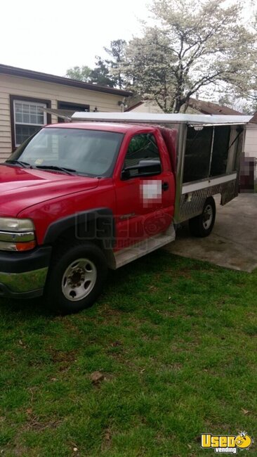 2002 Custom Mobile Food Truck Hammondton Nj Lunch Serving Food Truck Removable Trailer Hitch Virginia Gas Engine for Sale